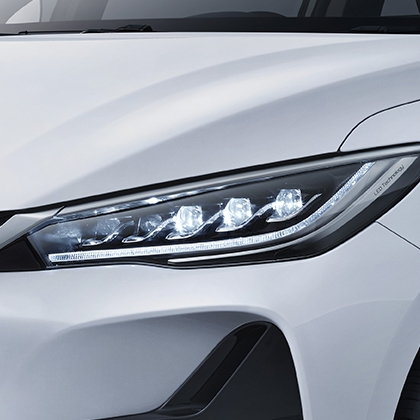 model-m6-solution-exterior-led-headlights