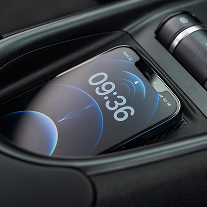 model-new-dolphin-solution-interior-wireless-charging